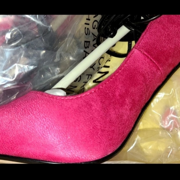 ✅New Lemon Drop by Privileged Fuchsia Reviva Heels Size 10 - Picture 5 of 6
